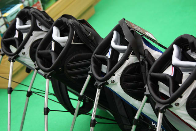 Bag Ping 4 Under -
