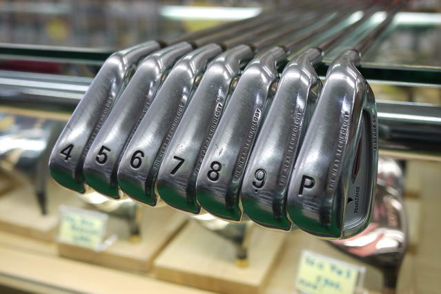 Iron Set Tourstage X-Blade GR NS.Pro 950GH