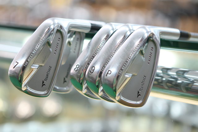 Iron Set Tourstage X-Blade CB NS.Pro 950GH