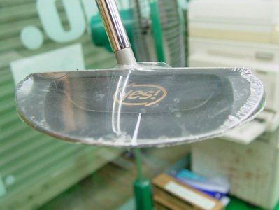 Putter Yes Hanna -
